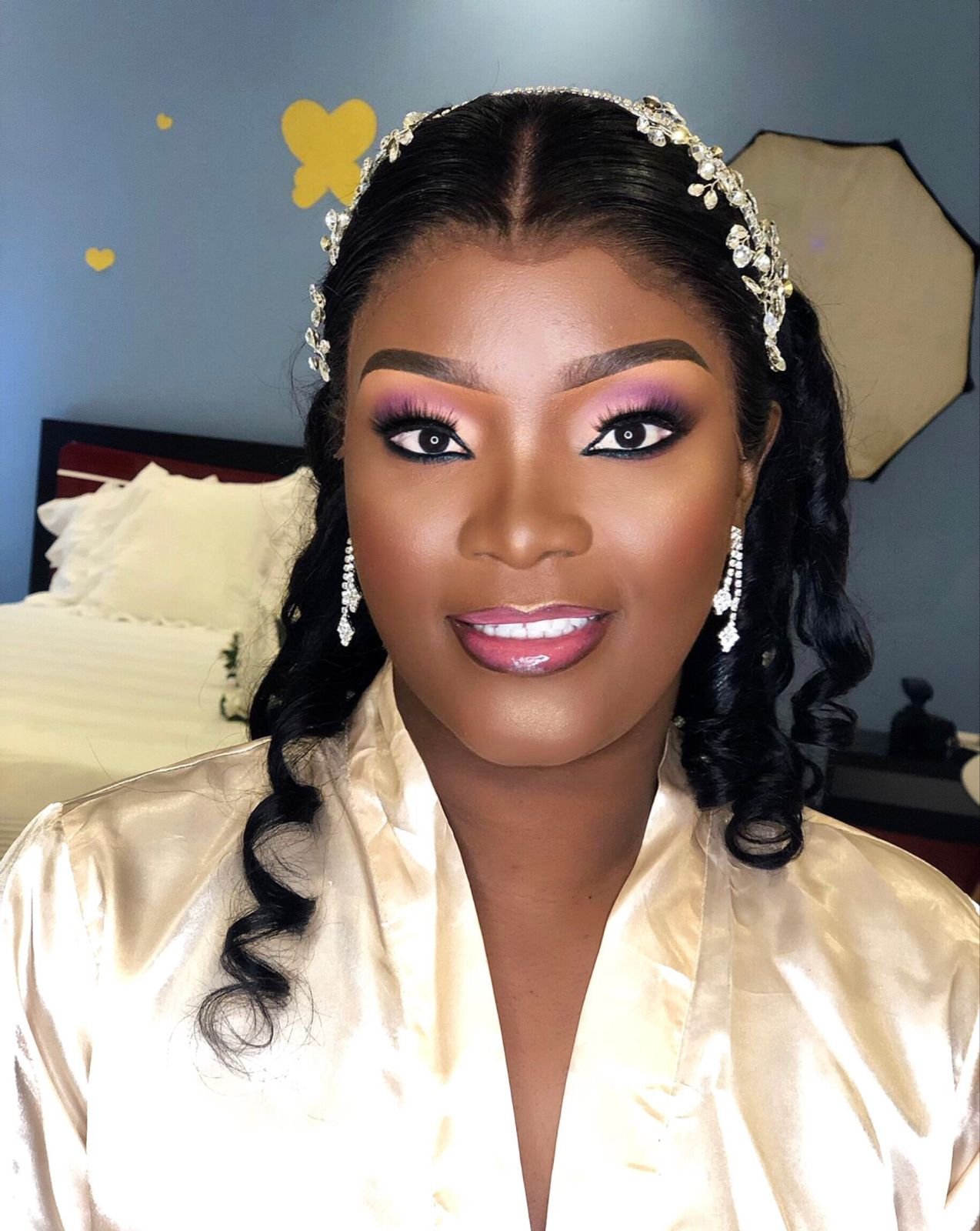 Inaura Makeup